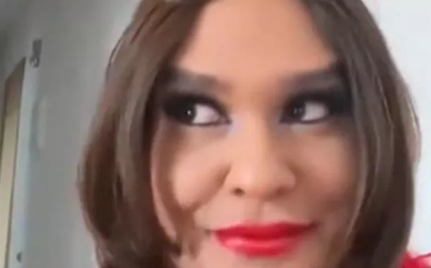 Após ser expulso do Congresso, bolsonarista George Santos volta a gravar vídeo como Kitara Ravache