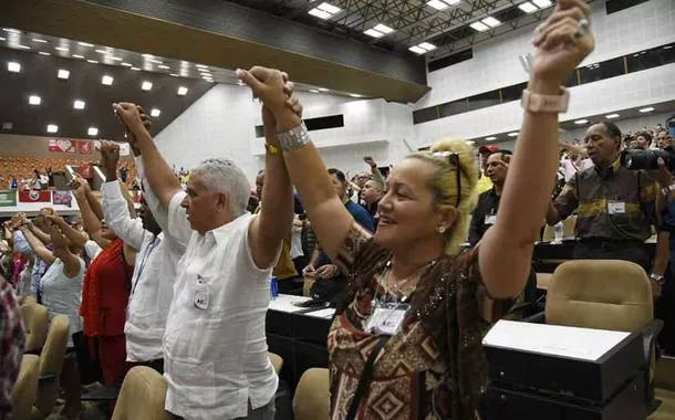 Ativistas de todo o mundo reafirmam apoio a Cuba em encontro internacional