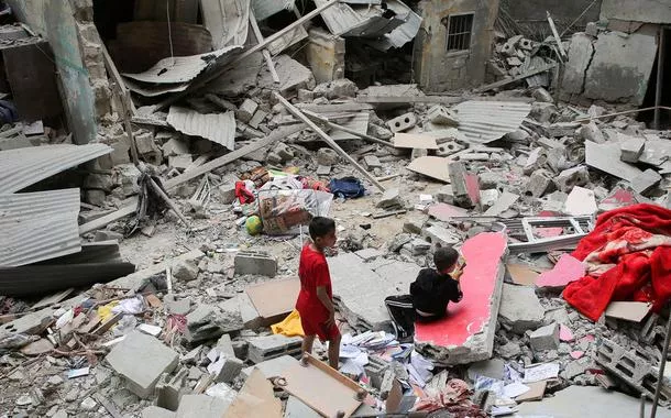 Israel anuncia pausa de poucas horas para permitir entrada de ajuda humanitária em Gaza