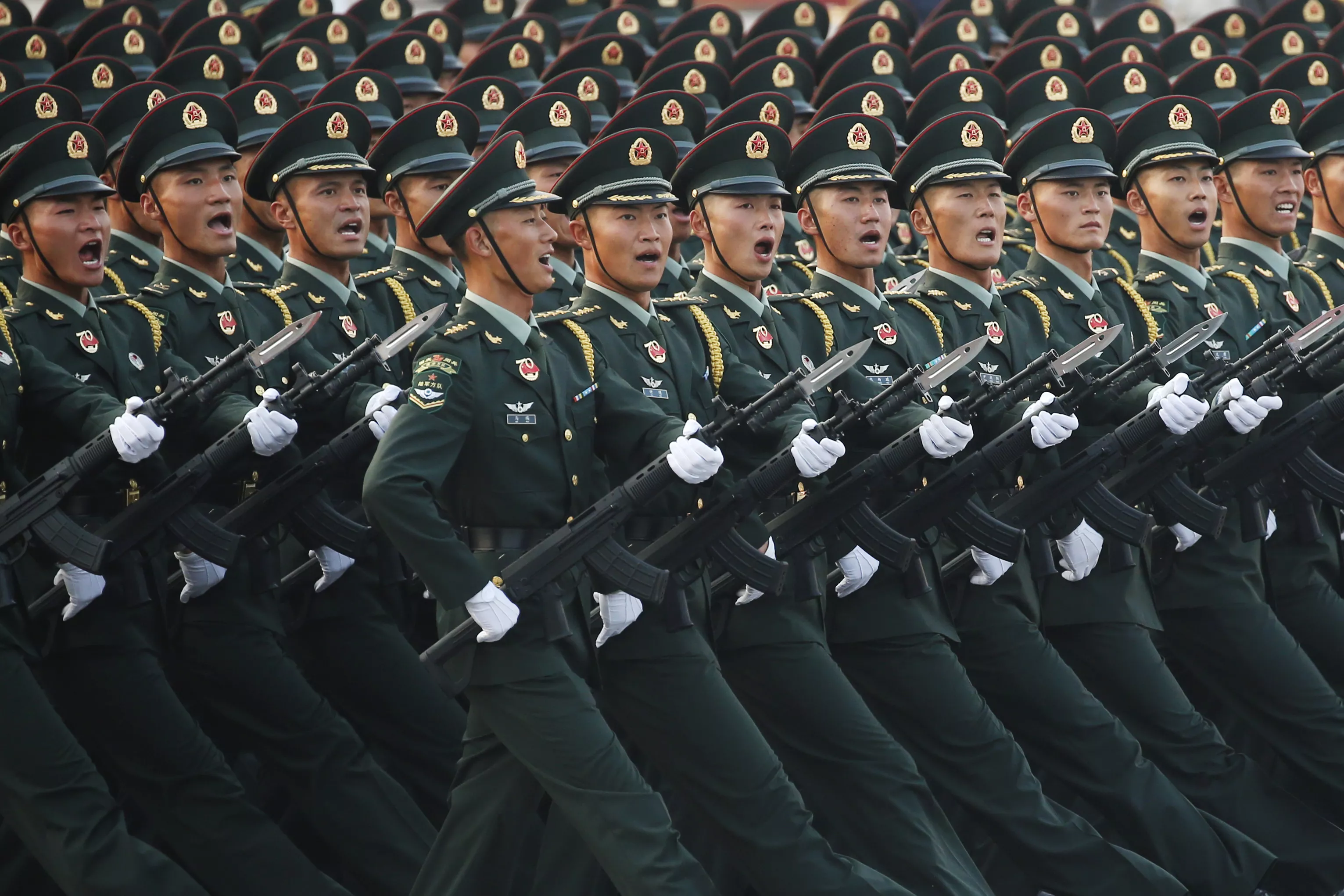 Soldados chineses