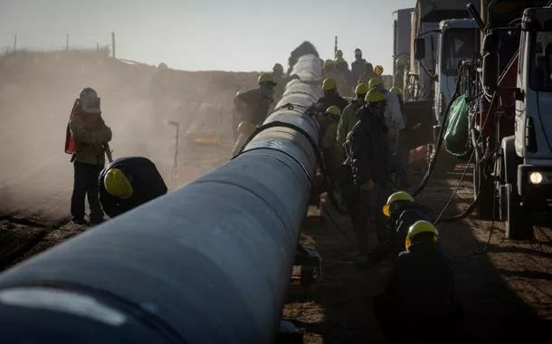 Gasoduto em construção na Argentina para transporte de gás do campo de Vaca Muerta
26/04/2023