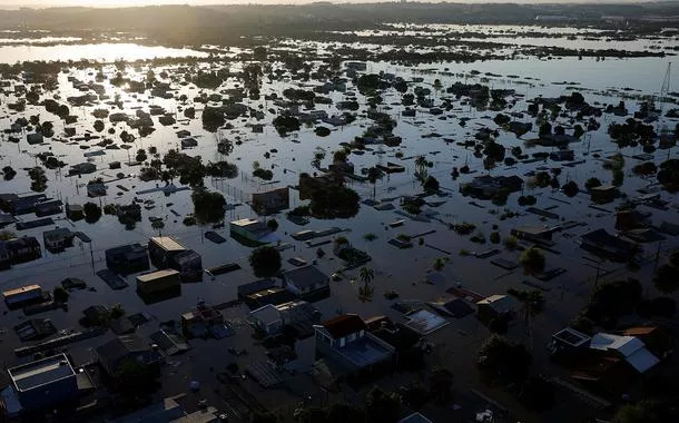 “Cidade virou um grande lago”, lamenta prefeito de Canoas (RS)