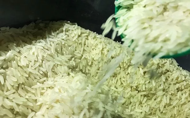 Governo rebate fake news sobre aquisição de arroz de plástico ou contaminado: “forte fiscalização”