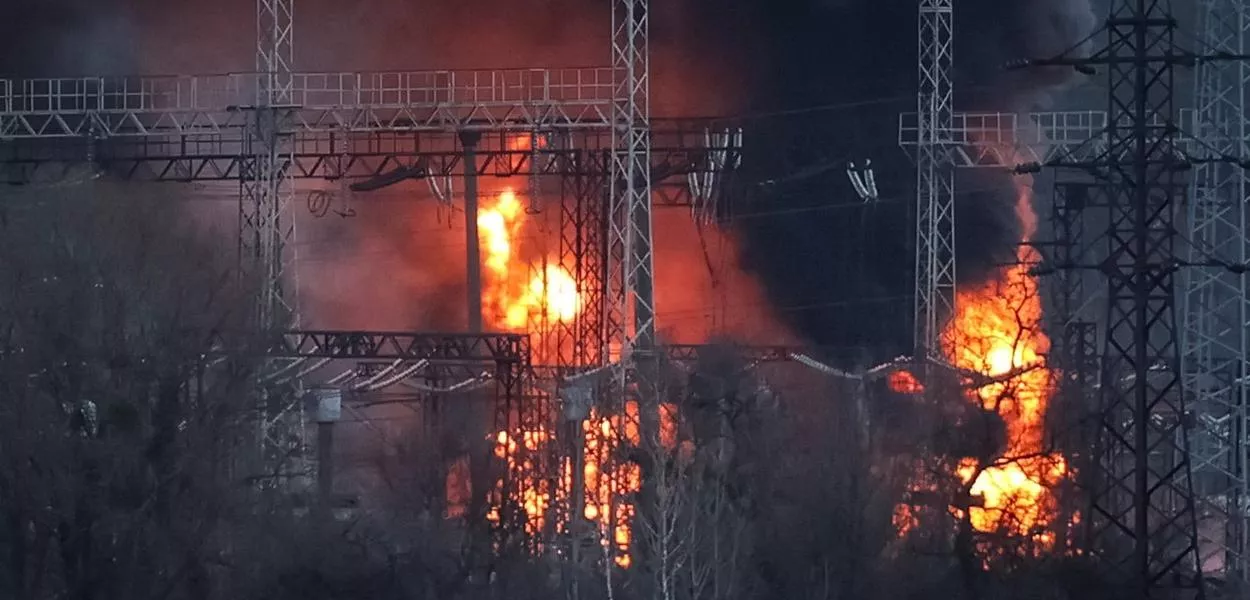 Ataque russo atinge infraestrutura elétrica da Ucrânia 