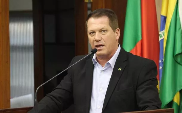 Parlamentar bolsonarista do RS propõe derrubar árvores para evitar deslizamentos (vídeo)