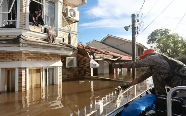 Prefeitura de Canoas diz que 70 mil casas estão submersas