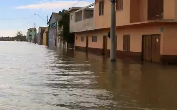 Extremo sul gaúcho enfrenta desabastecimento por causa das enchentes