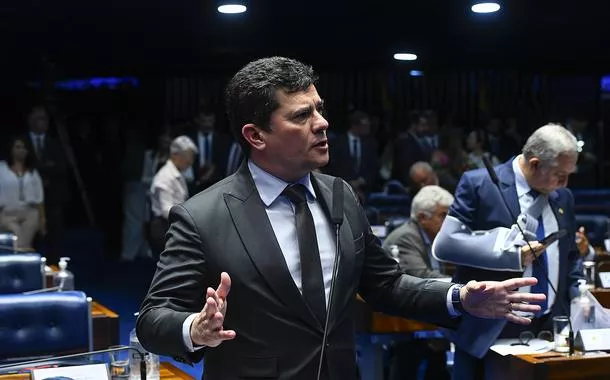 Moro diz que vai atuar contra o 'avanço do PT' e cogita disputar governo do Paraná em 2026