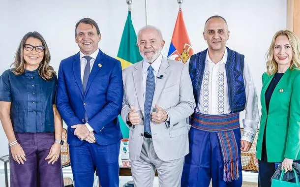 Petkovic acompanha embaixador da Sérvia em visita a Lula no Planalto