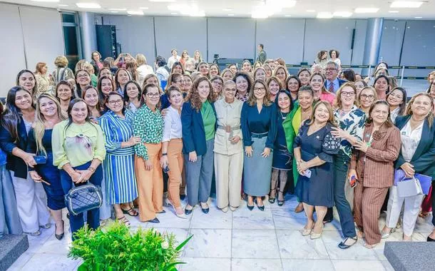 Rosângela da Silva com outras lideranças políticas em Brasília