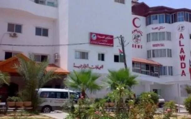 Israel invade outro hospital em Gaza e expulsa médicos e pacientes