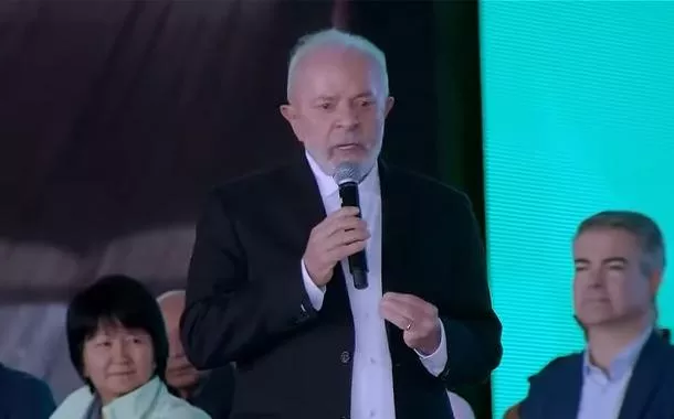 "O Brasil vai crescer outra vez", diz Lula