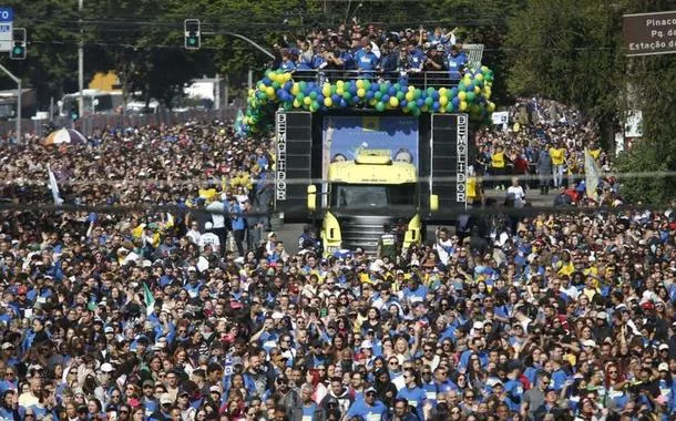 Altman critica presença de políticos na Marcha para Jesus: "fere a Constituição e alimenta o fundamentalismo religioso"