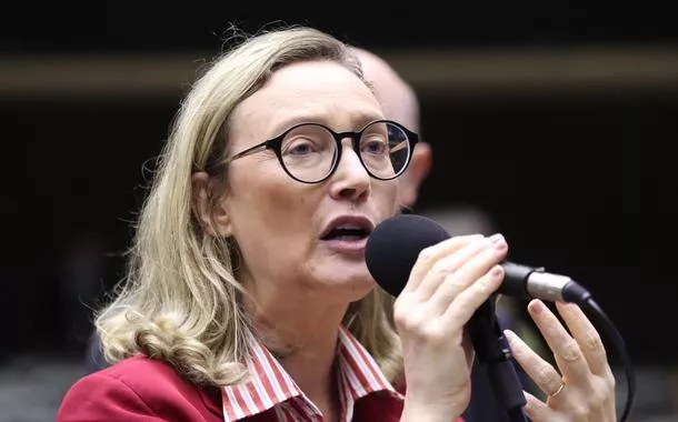 "Foi um equívoco", diz Maria do Rosário sobre veto de Lula ao fim das 'saidinhas' de presos