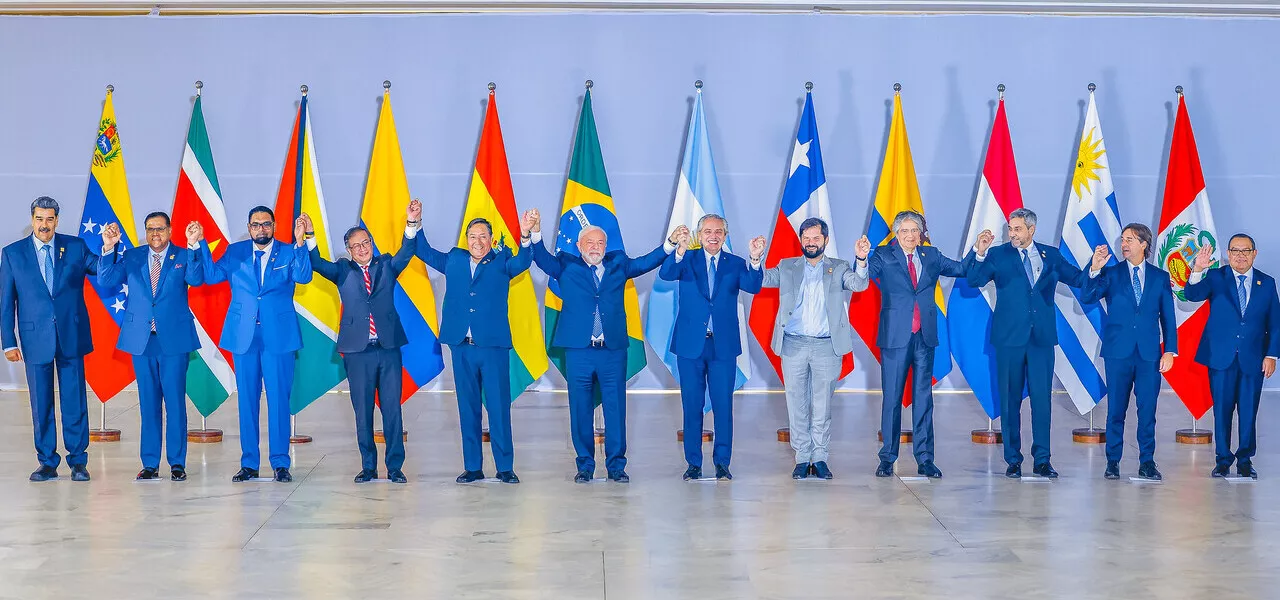 Fotografia oficial dos Presidentes dos países da América do Sul em 30/05/2023