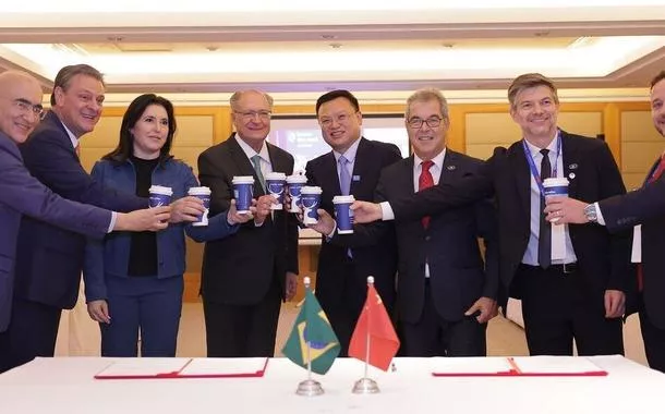 Celebração de acordo para exportação de café do Brasil para China