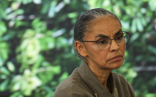 Marina Silva diz que Brasil vive 'terrorismo climático' e defende punição mais severa para quem provocar incêndio