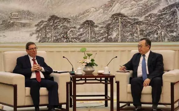 China e Cuba reafirmam compromisso com a construção do socialismo