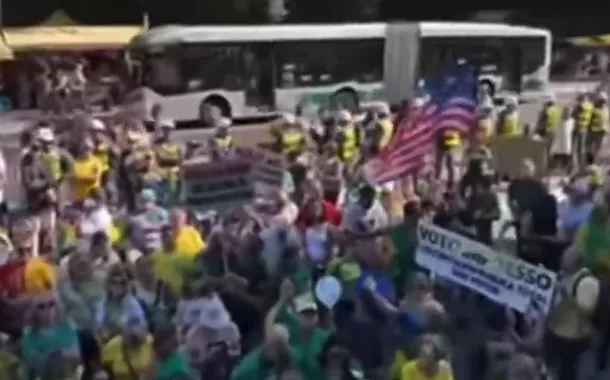 Bolsonaristas passam vergonha em evento 'flopado' na Avenida Paulista neste domingo (vídeo)