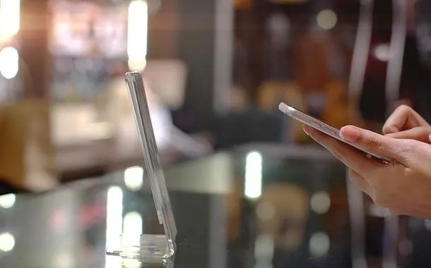 MEC lança guias sobre uso de celulares em ambiente escolar