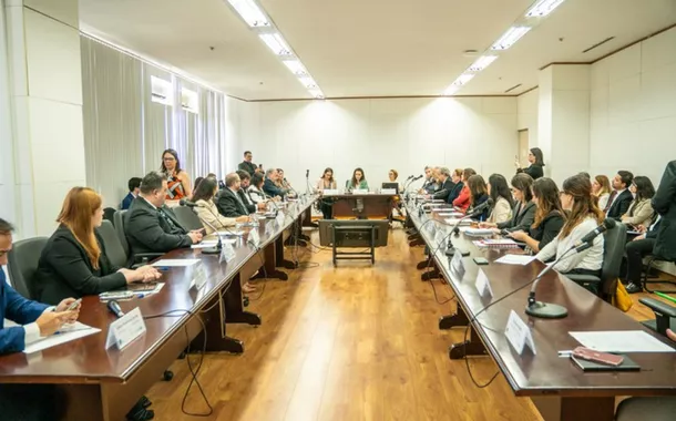 MDIC debate ampliação de exportações de pequenas empresas e estados brasileiros