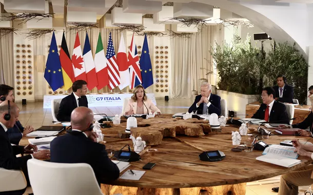 G7 fecha acordo de US$ 50 bilhões para apoiar a Ucrânia