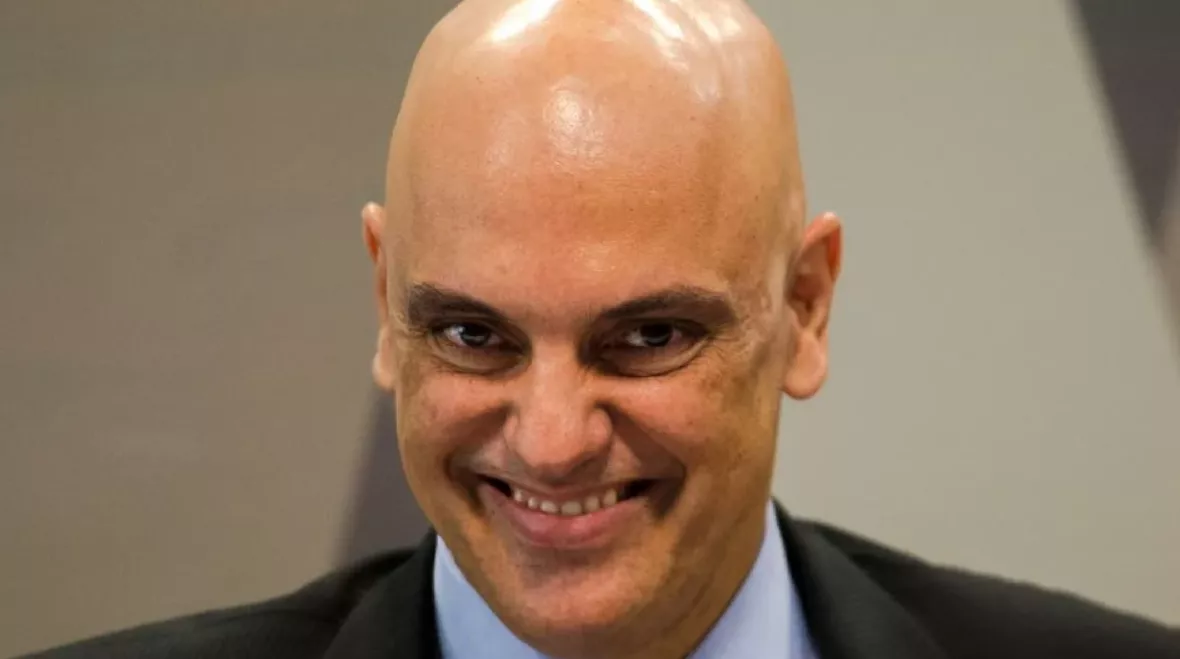 Alexandre de Moraes ironiza e diz que não é mais o 'único comunista' do STF