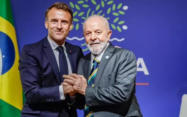 Lula e Macron unem forças contra garimpo ilegal: parceria ambiental reforçada em reunião do G7