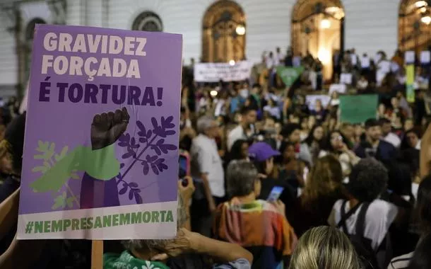ONU: uma mulher ou menina é morta a cada 10 minutos por seu parceiro íntimo ou outro membro da família