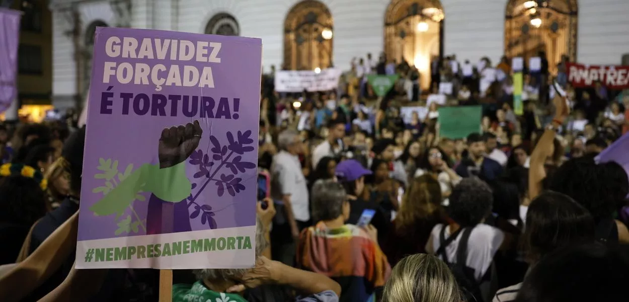 Manifestação contra o PL 1.904/24