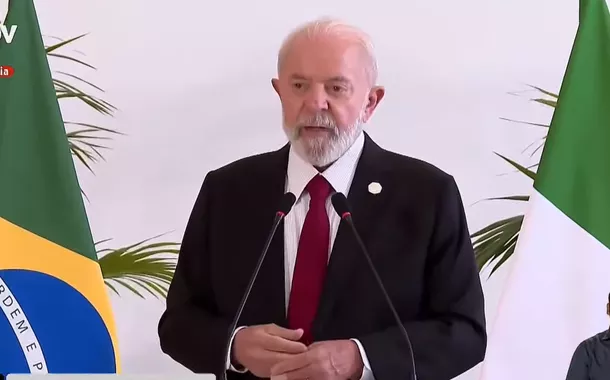 "Quando os dois tiverem disposição, estamos prontos", diz Lula sobre conferência de paz entre Rússia e Ucrânia