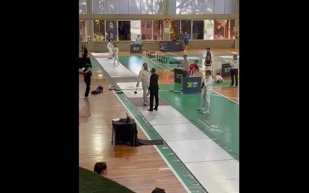 Árbitro e atleta trocam socos no Campeonato Brasileiro de Esgrima (vídeo)