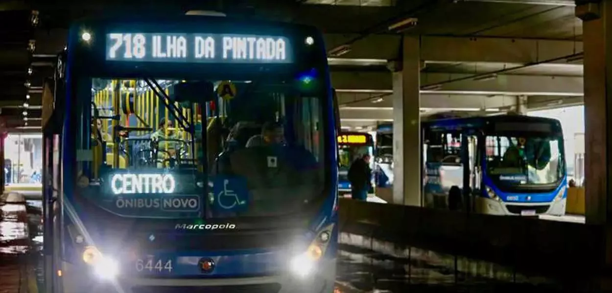 Ônibus na capital gaúcha
