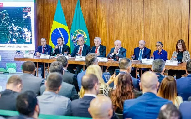 ‘Nada mais pode retardar’, diz Lula sobre o freio ao desmatamento na Amazônia