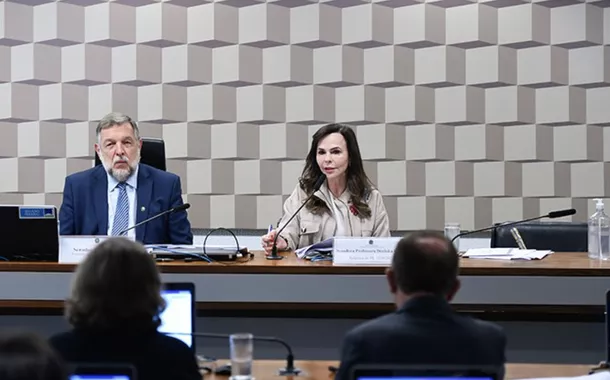 Presidente da CE, Flávio Arns, e relatora da reforma do ensino médio, Professora Dorinha Seabra