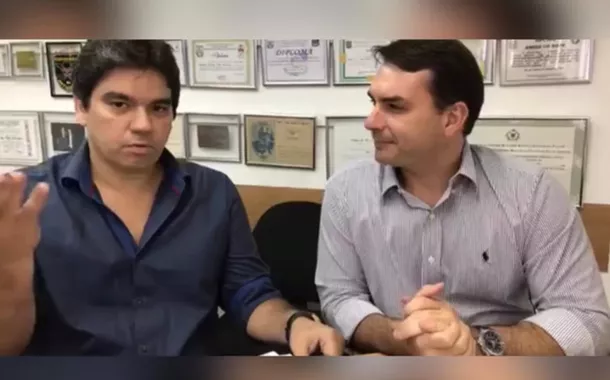 Flávio Bolsonaro elogiou jornalista preso por associação ao comando vermelho