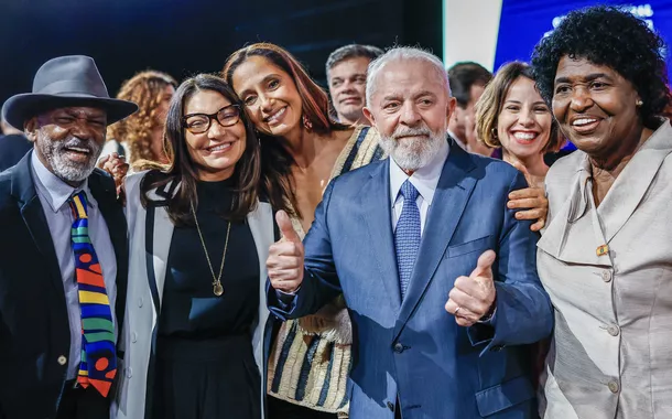 Presidente Luiz Inácio Lula da Silva durante ato em homenagem ao Dia do Cinema Brasileiro e de Anúncios para o Setor Audiovisual, nos Estúdios Rio, no Rio de Janeiro - RJ.