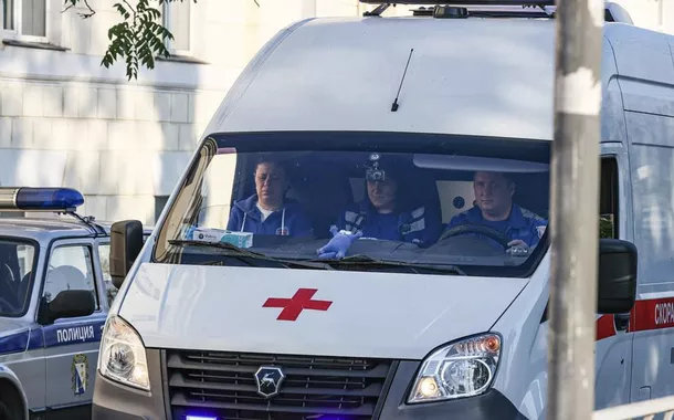 Ambulância socorre feridos em Sebastopol