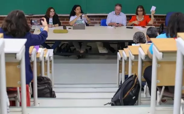 Professores universitários retomam atividades após 70 dias de greve