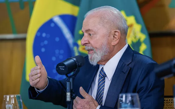 Lula volta a criticar STF e diz que Corte trata de muitos casos que não precisaria