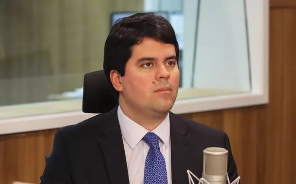 Com Centrão ameaçado no governo, Fufuca defende governo Lula em evento