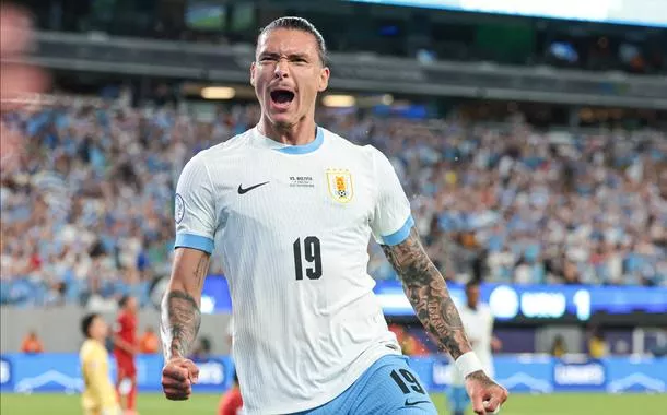 Darwin Núñez celebra gol do Uruguai contra Bolívia na Copa América
  