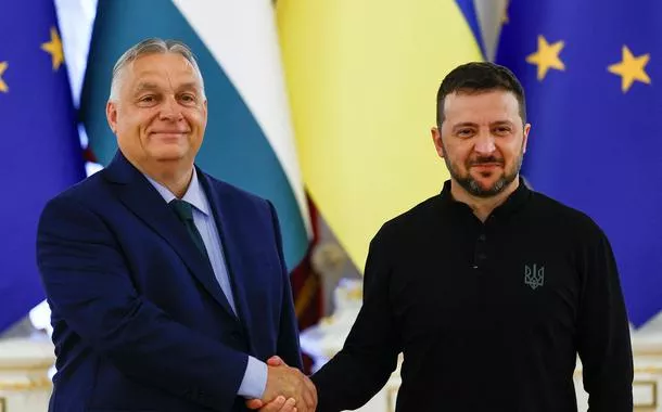 Viktor Orbán e Volodymyr Zelenskiy em Kiev
