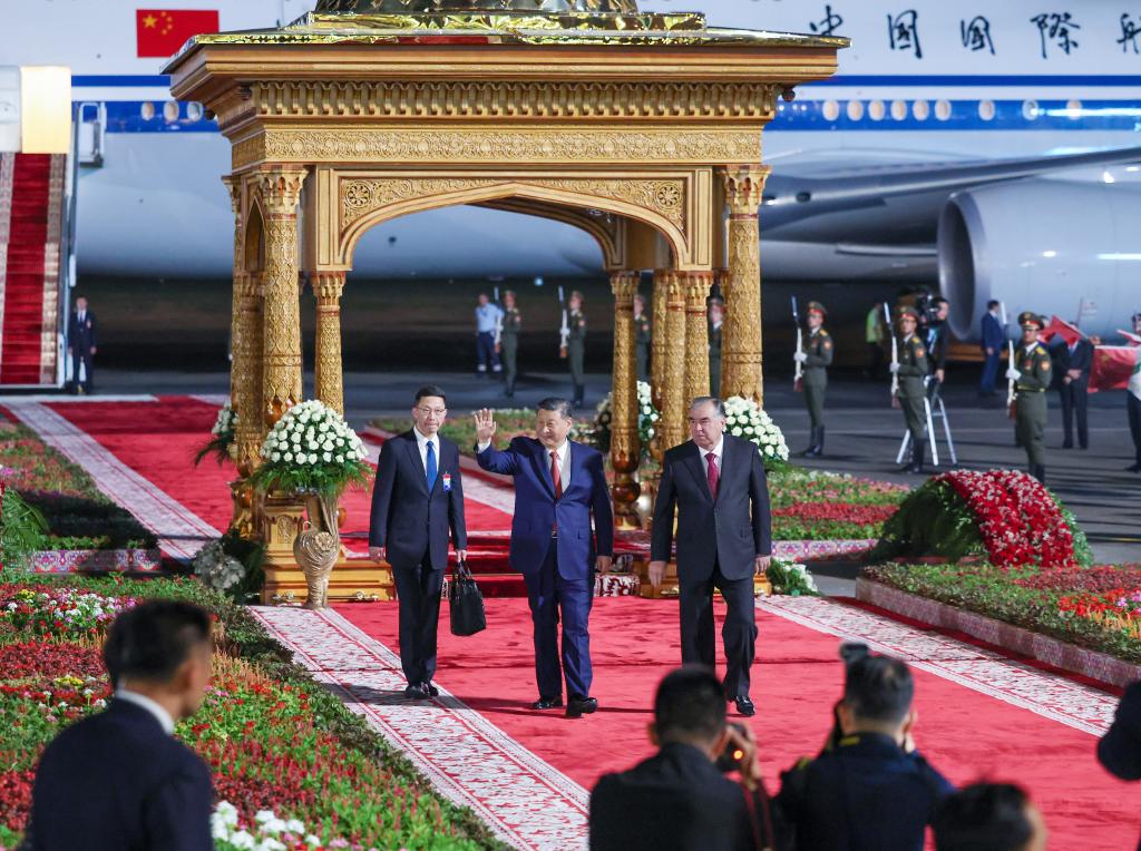 Xi inicia visita de Estado ao Tadjiquistão, visando novos patamares na cooperação bilateral 