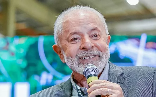 Efeito Lula: desemprego cai para 6,9% no trimestre encerrado em junho, no menor nível desde 2014