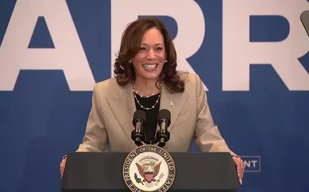 Apoiada por Biden, Kamala Harris se movimenta para garantir candidatura a presidente dos EUA