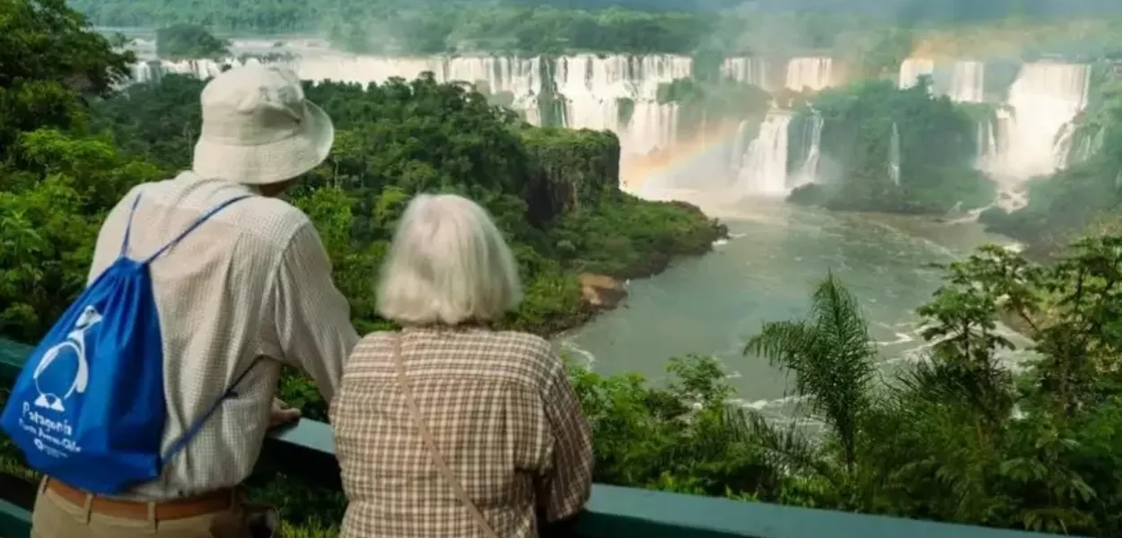 Turistas nas Cataratas do Iguaçu