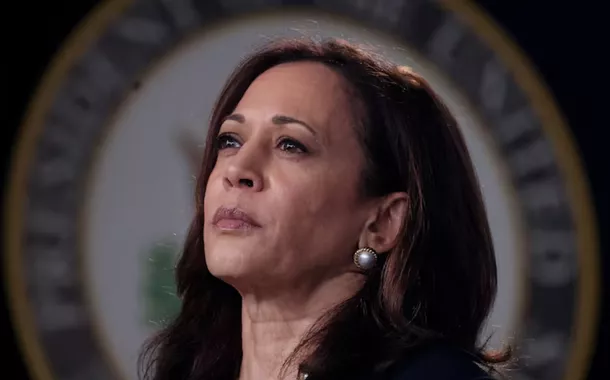 Barack e Michelle Obama declaram apoio a Kamala Harris