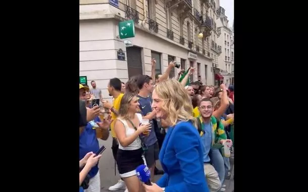 Hashtag #CerimoniaDeAbertura bomba nas redes sociais: 'repórter francesa se encanta com a torcida brasileira em Paris' (vídeo)