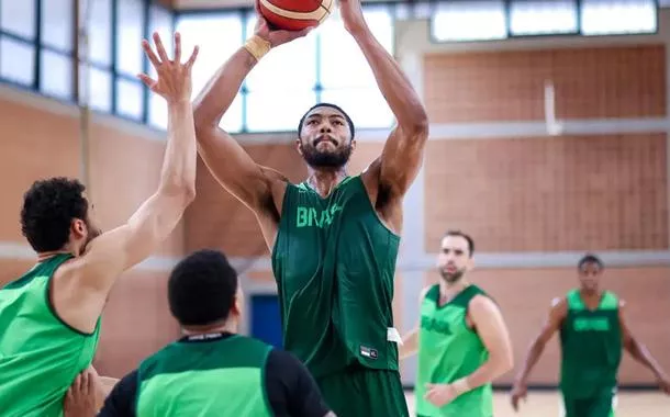 Jogos Olímpicos: basquete masculino tem Brasil de volta e show de craques